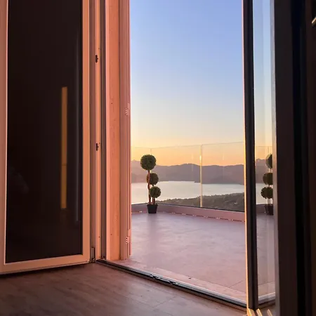 Terrazza Paradiso كابوليفيري